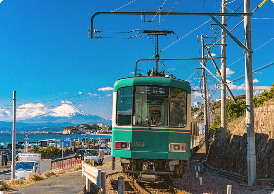 Enoden Train Ride