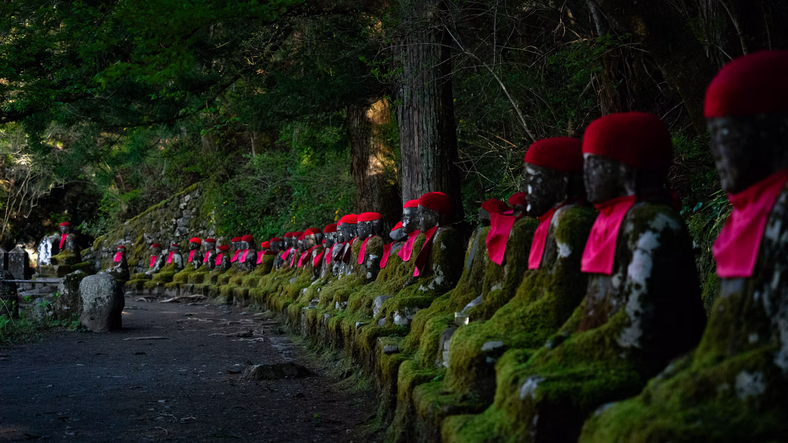 Kanmangafuchi Abyss