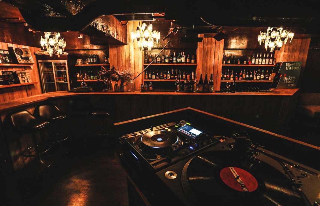 THE ROOM | 渋谷の老舗コバコ/タマリバ – MUSIC+BAR+GATHERING