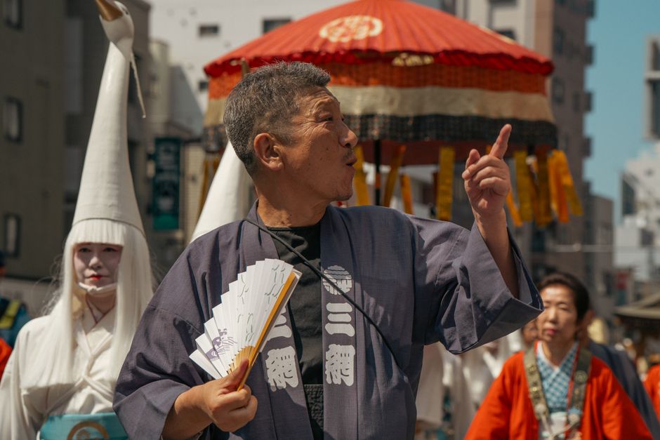 Kagurazaka Bakeneko cat festival parade Tokyo
