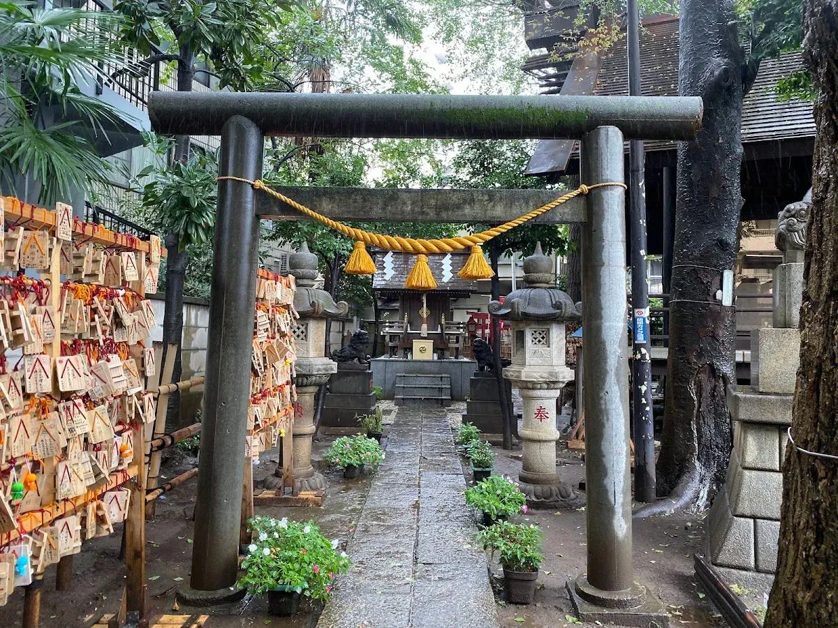 Koenji Hikawa Shrine & Kisho Shrine