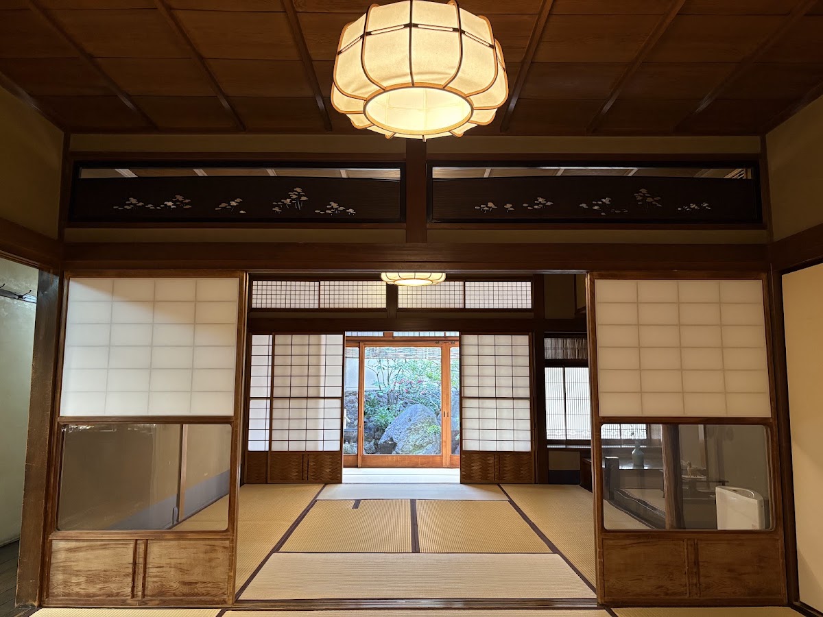 Orinasukan / Handwoven Technology Promotion Foundation, Kyoto