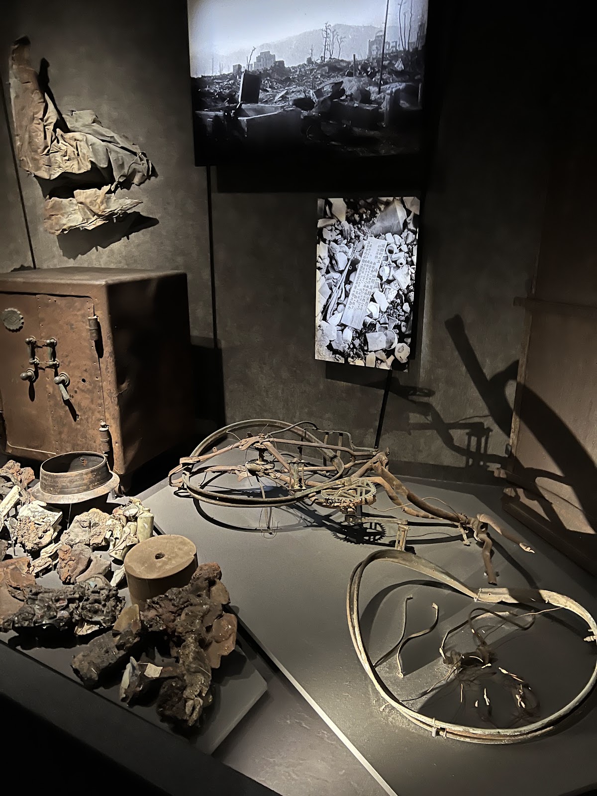 Hiroshima Peace Memorial Park & Museum