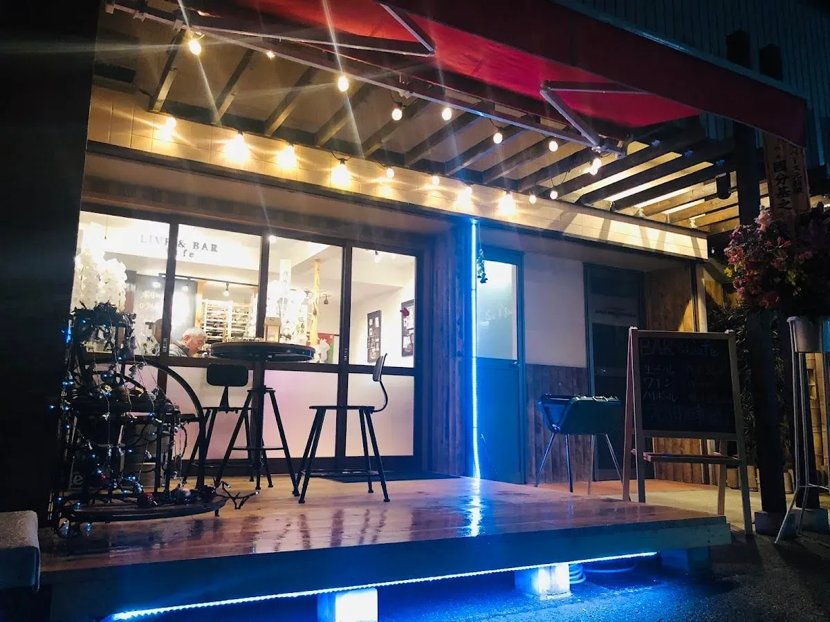Live & Bar(グリル&バー) 3