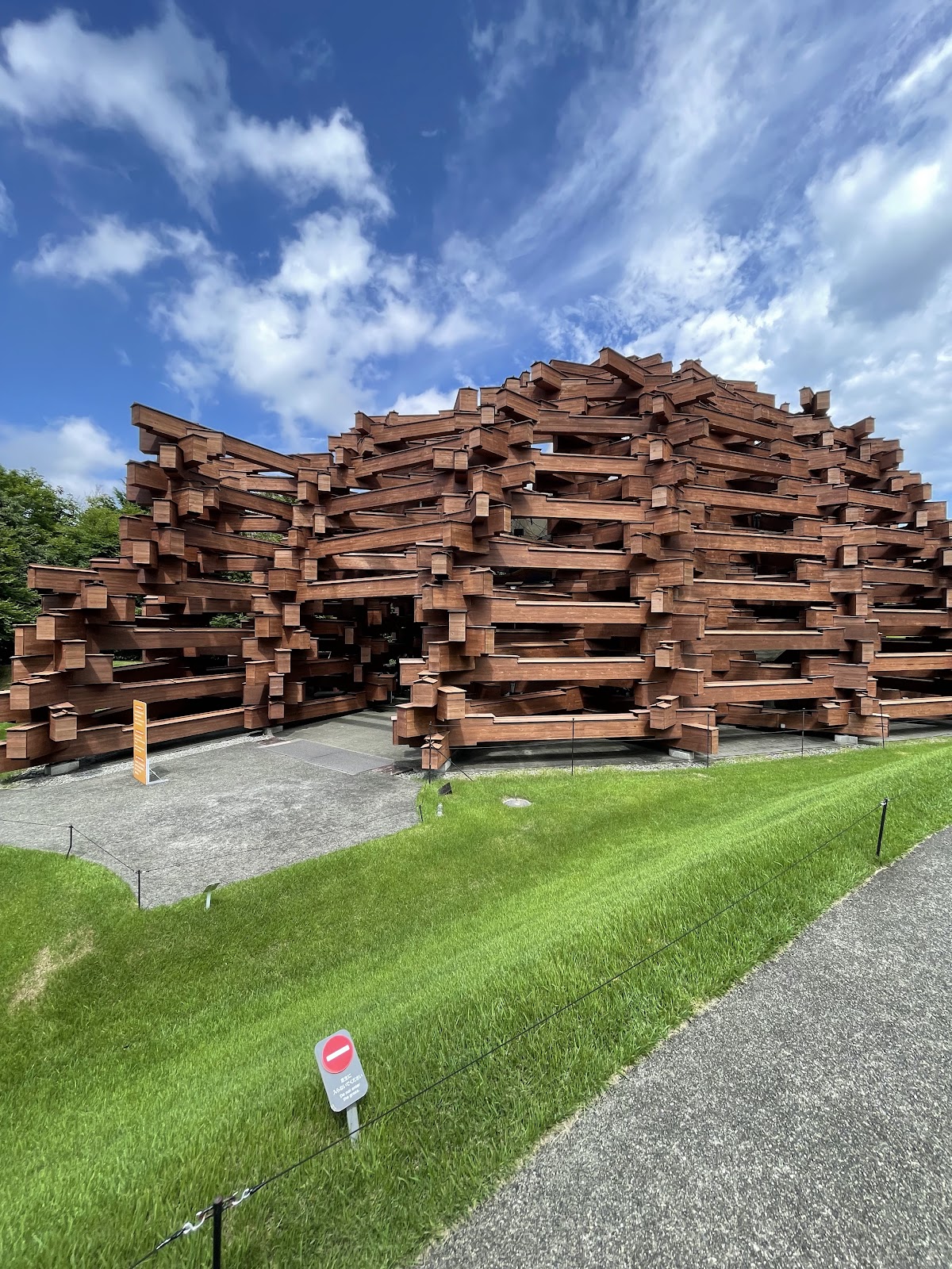 Picasso Pavilion 2