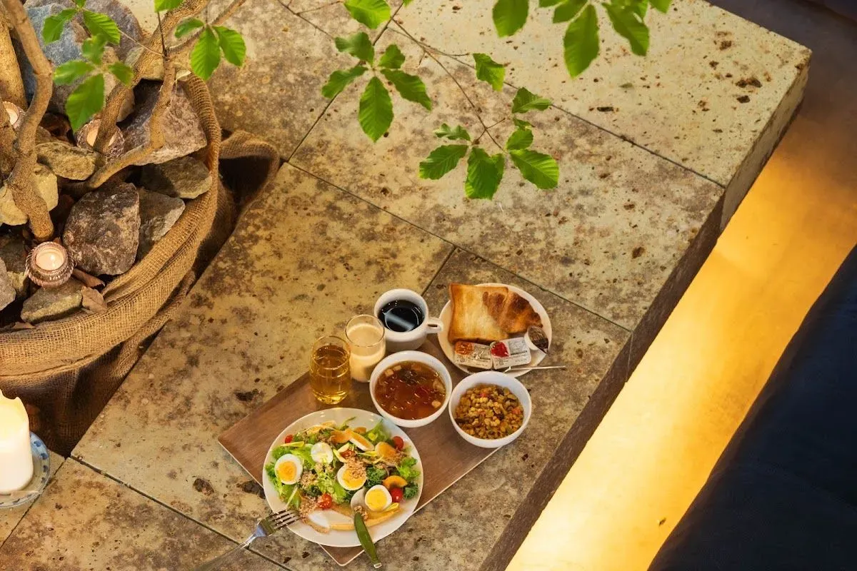 RoheN HAKONEYUMOTO cafe&diningbar 2