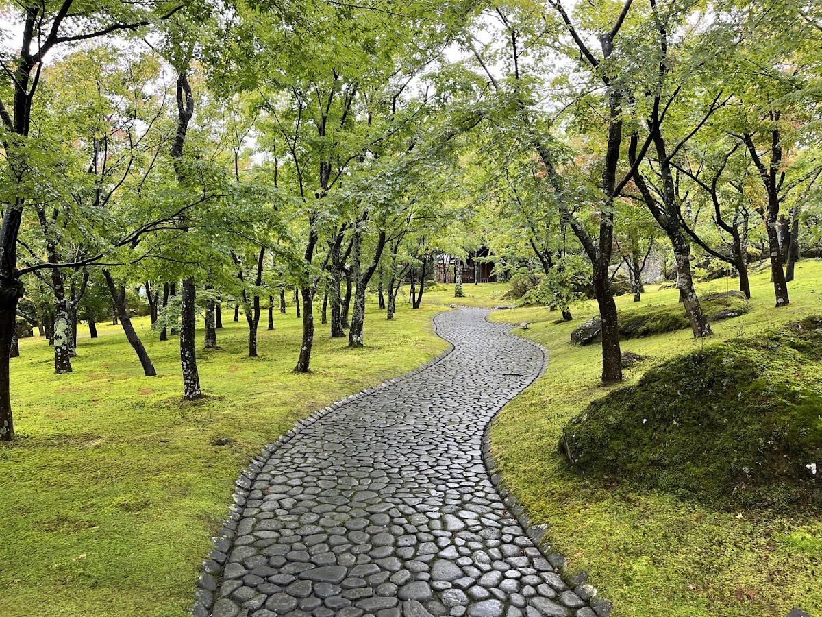 Shinsenkyo Garden 2