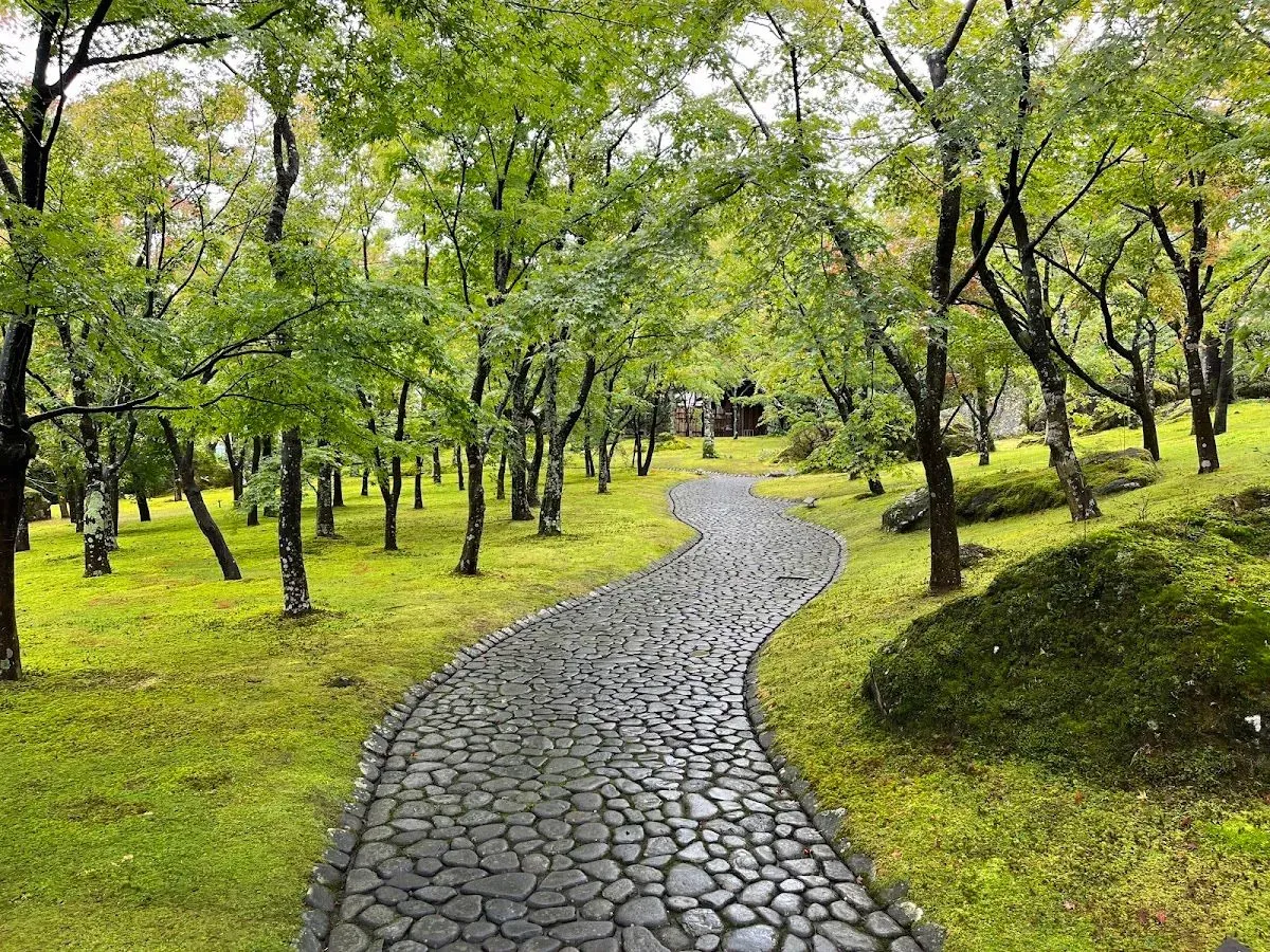 Shinsenkyo Garden 2