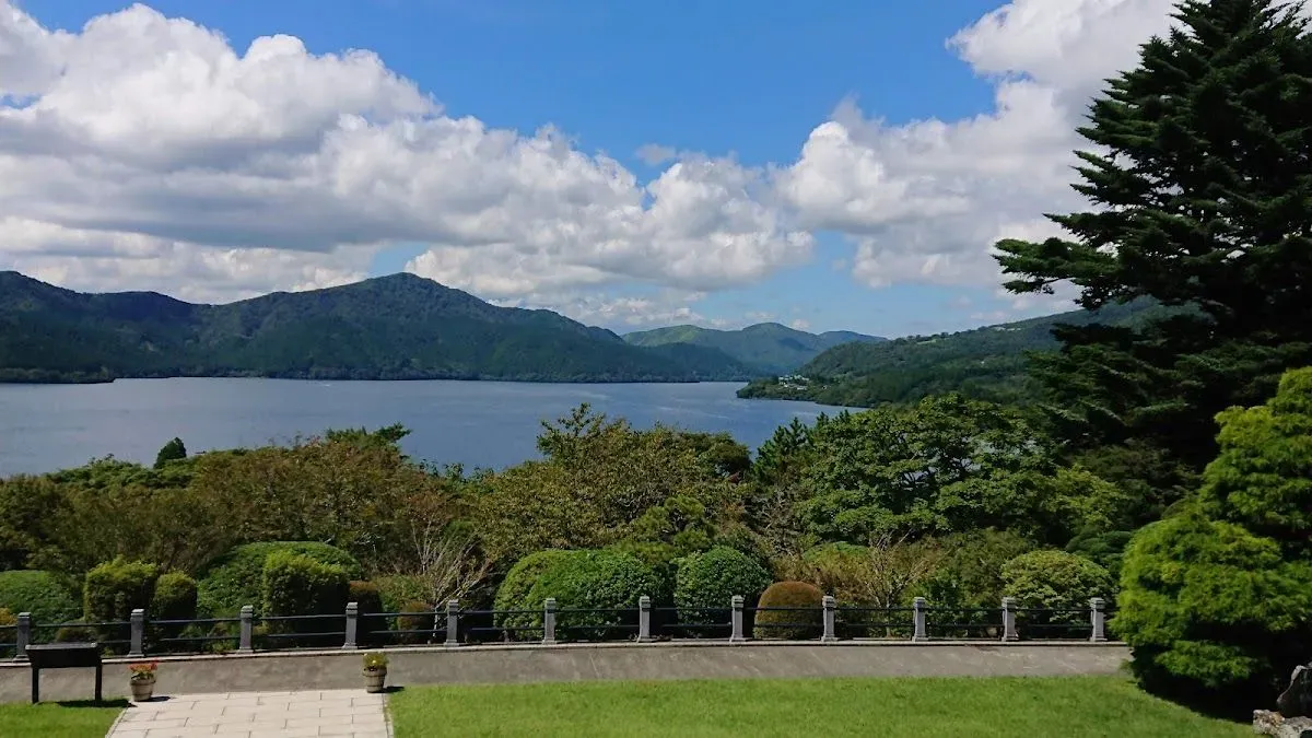 Hakone Park 2