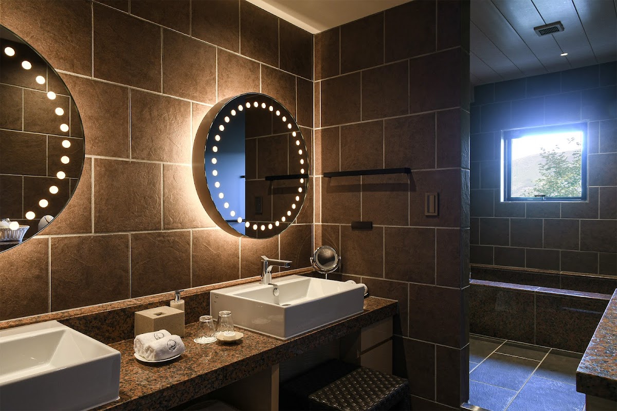 THE HIRAMATSU HOTELS & RESORTS SENGOKUHARA 4