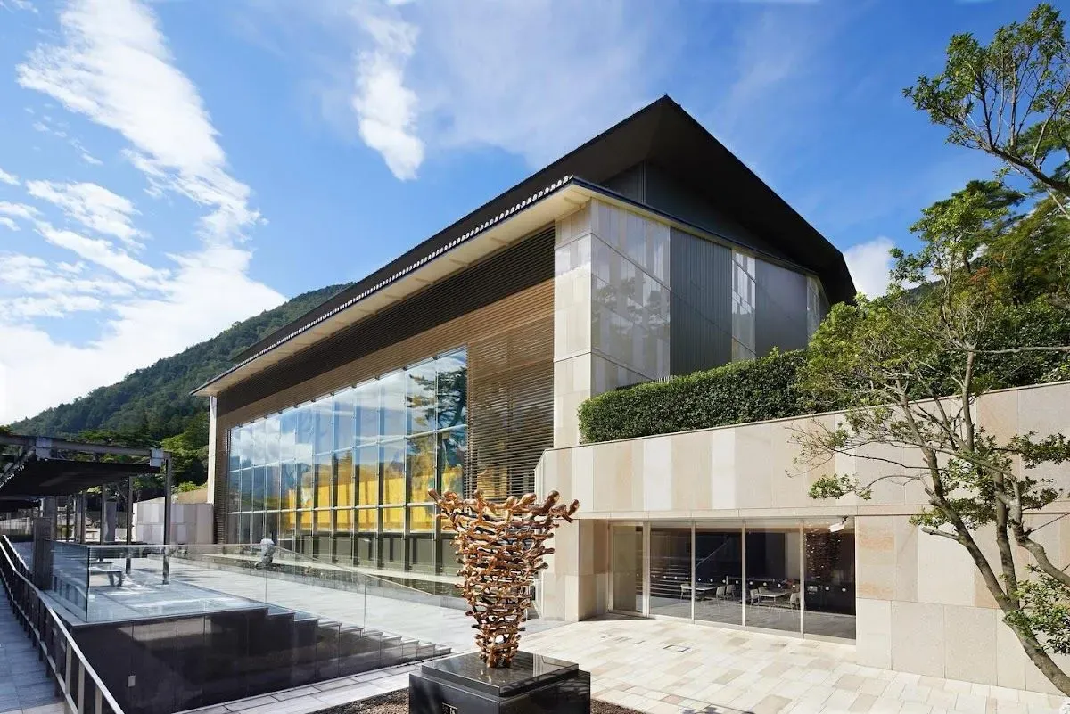 bar hotel Hakone Kazan