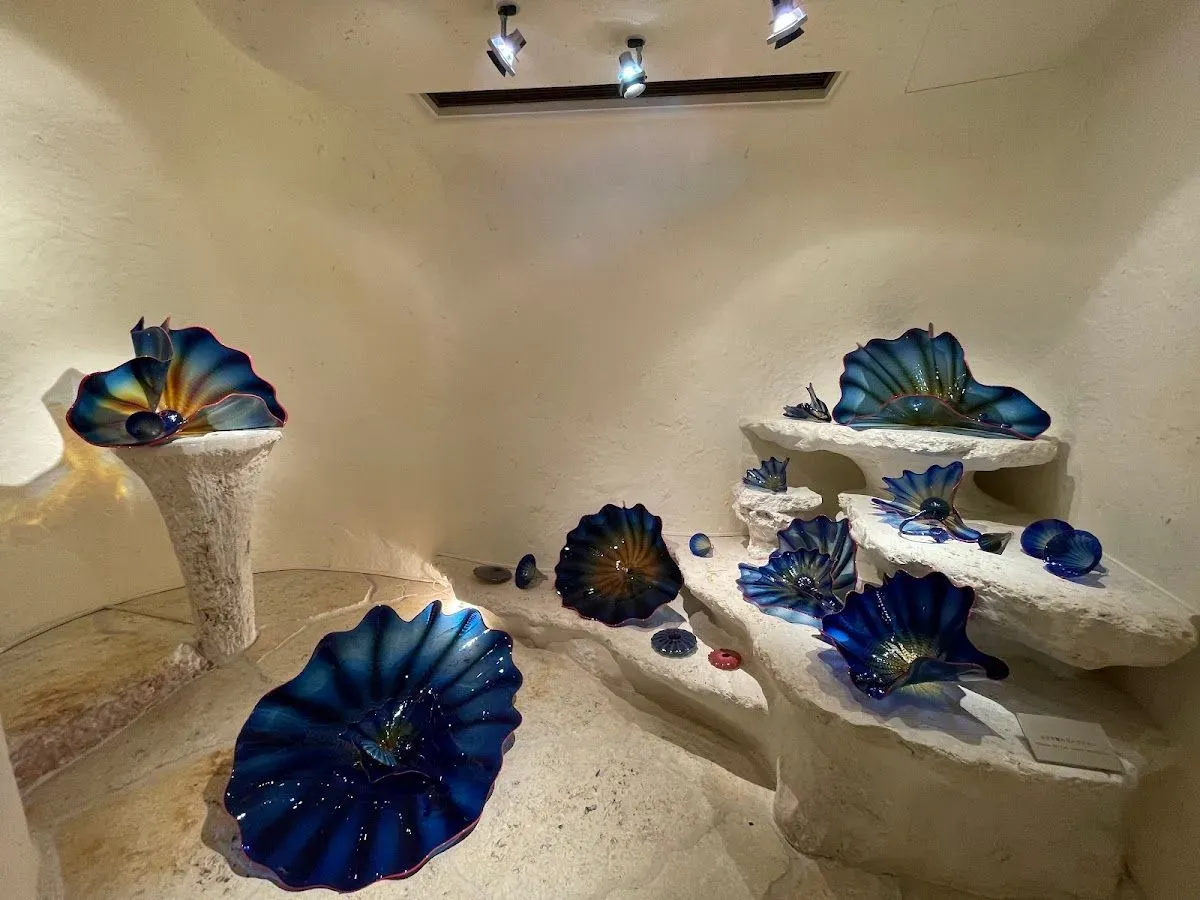 Hakone Venetian Glass Museum (Glass Forest) 4