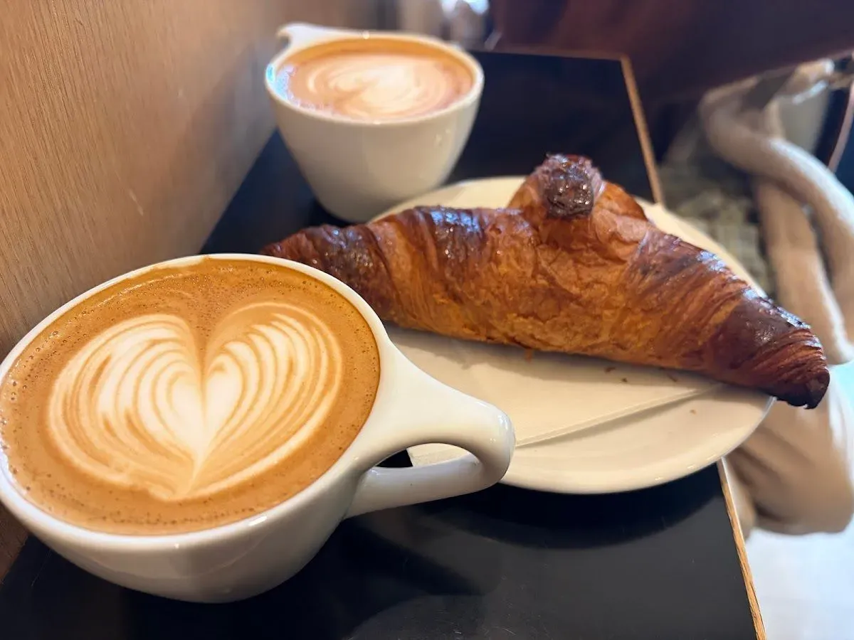 NICE COFFEE STAND 3