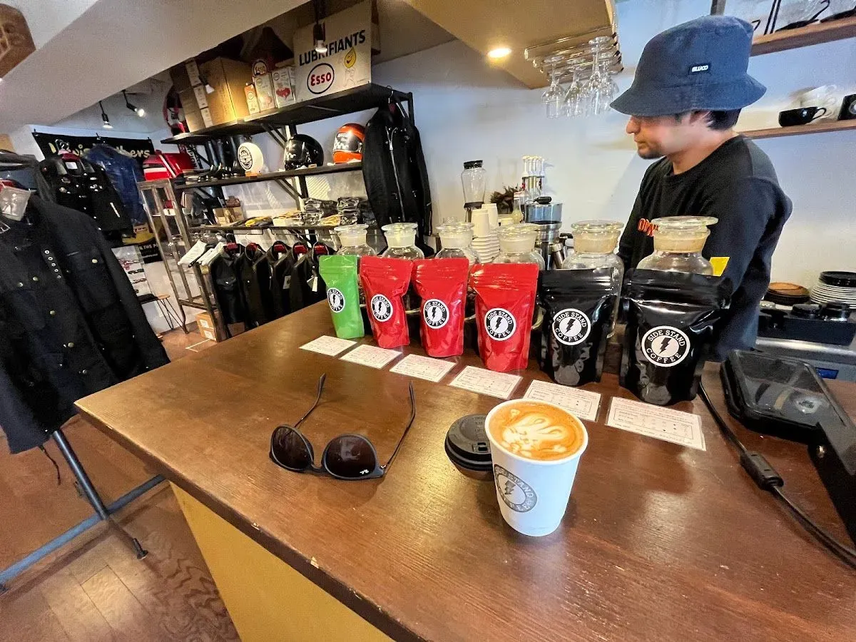 Side Stand Coffee 4