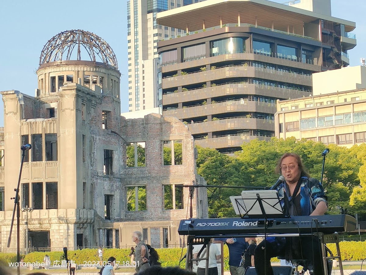 Hiroshima Prefectural Industrial Promotion Hall (Atomic Bomb Dome) Atomic bomb damage information board 4