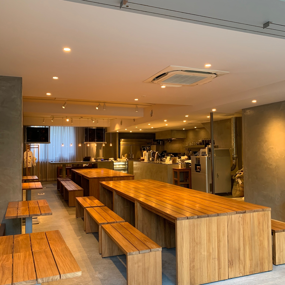 24/7 coffee&roaster ROASTERY HIROSHIMA