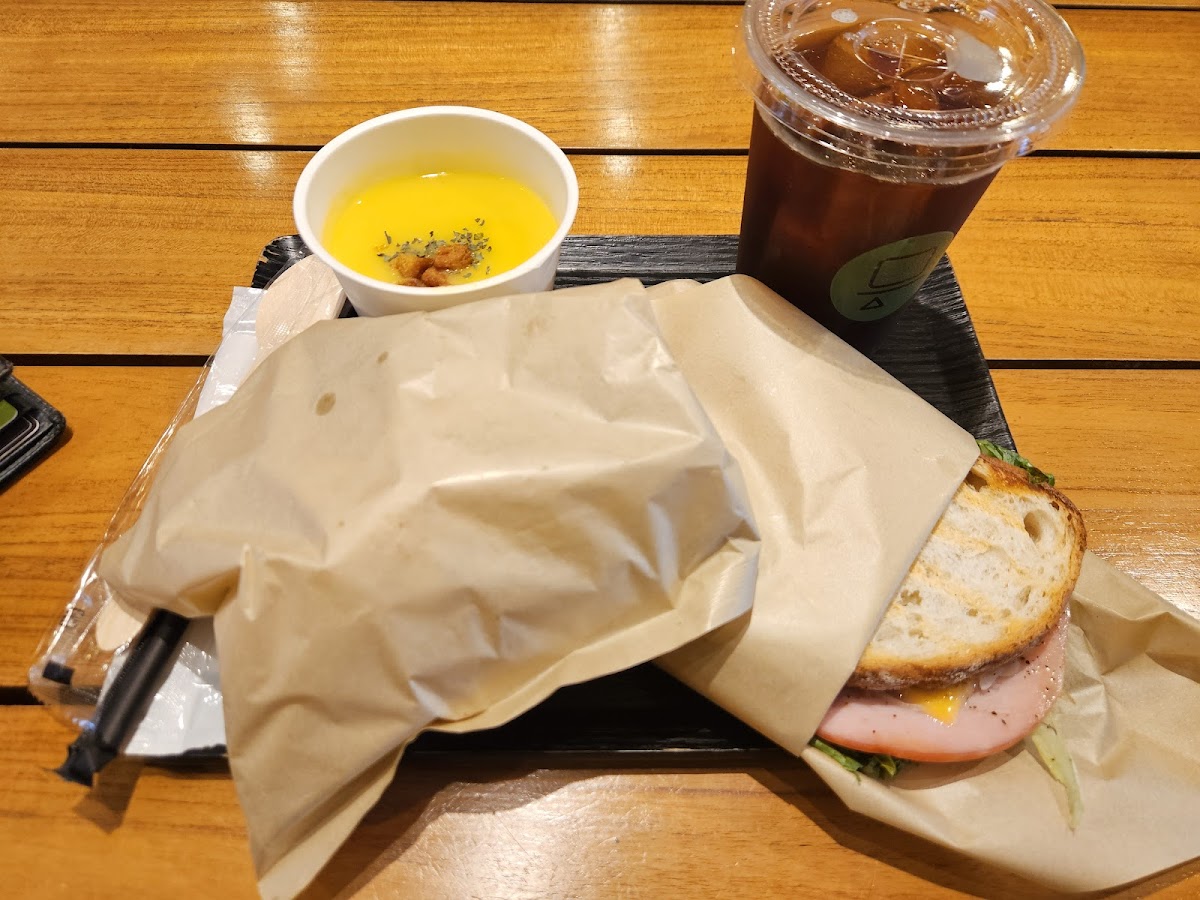 24/7 coffee&roaster ROASTERY HIROSHIMA 3