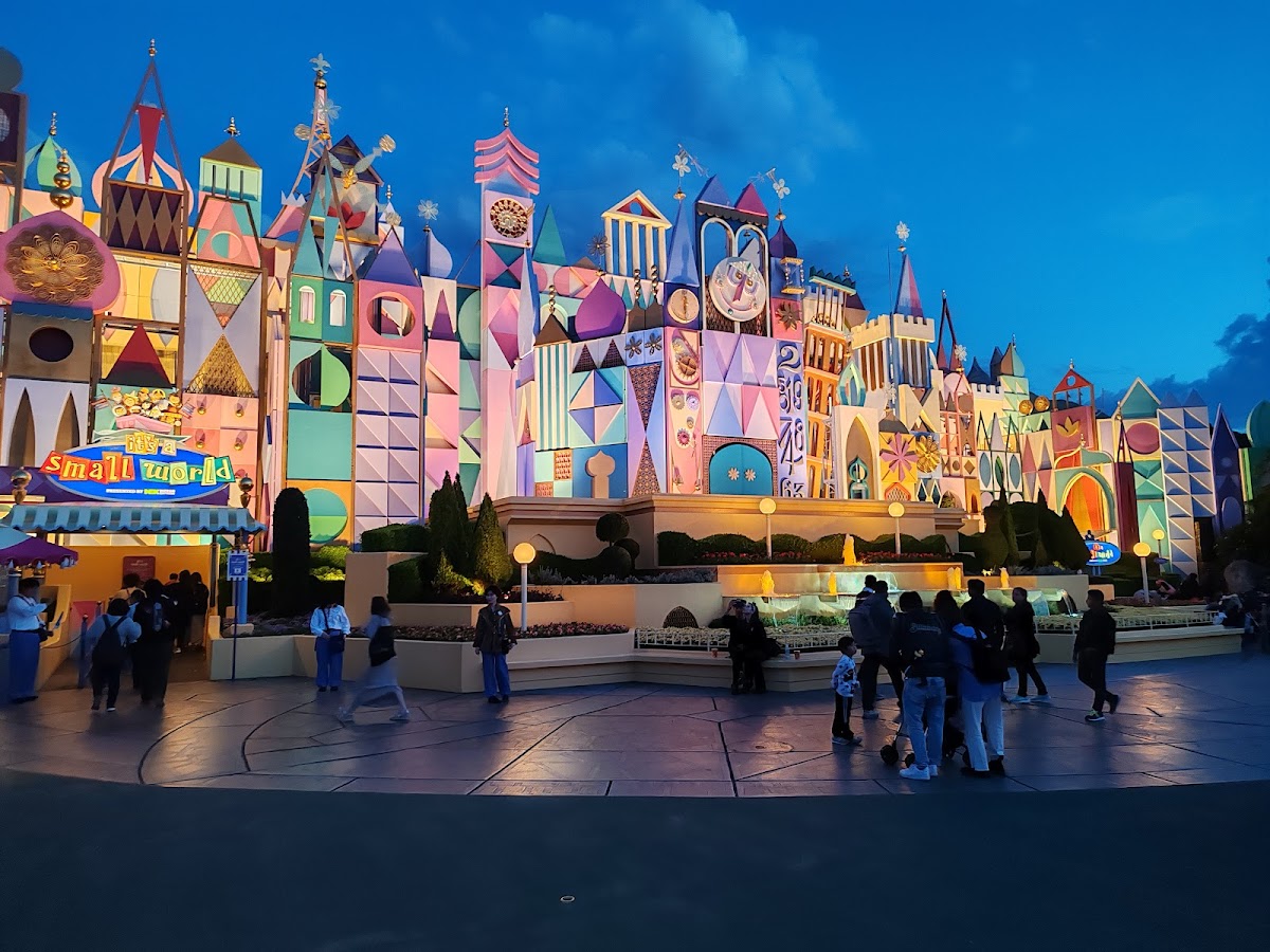 Tokyo Disneyland 3