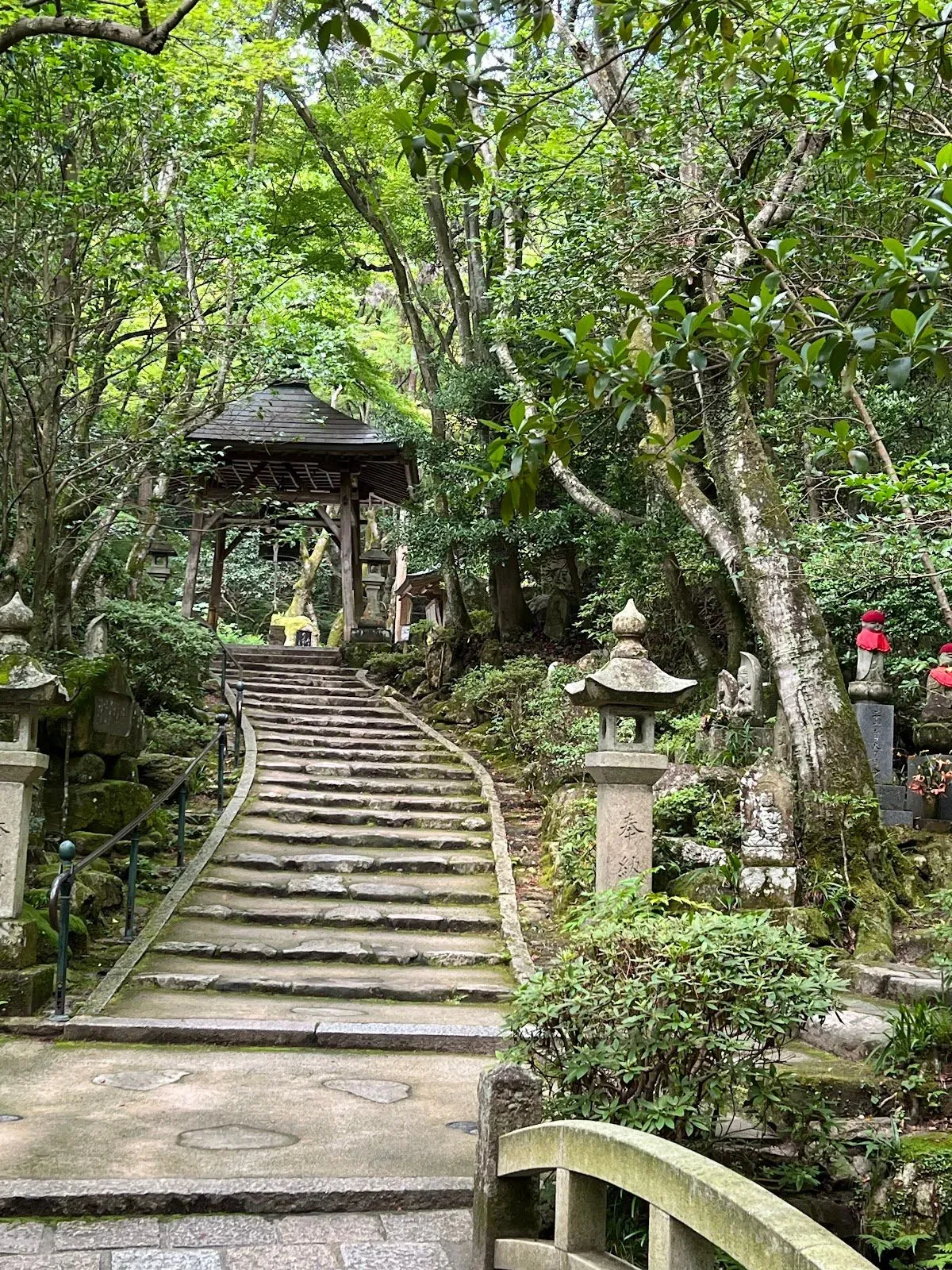 Mitaki Temple 2