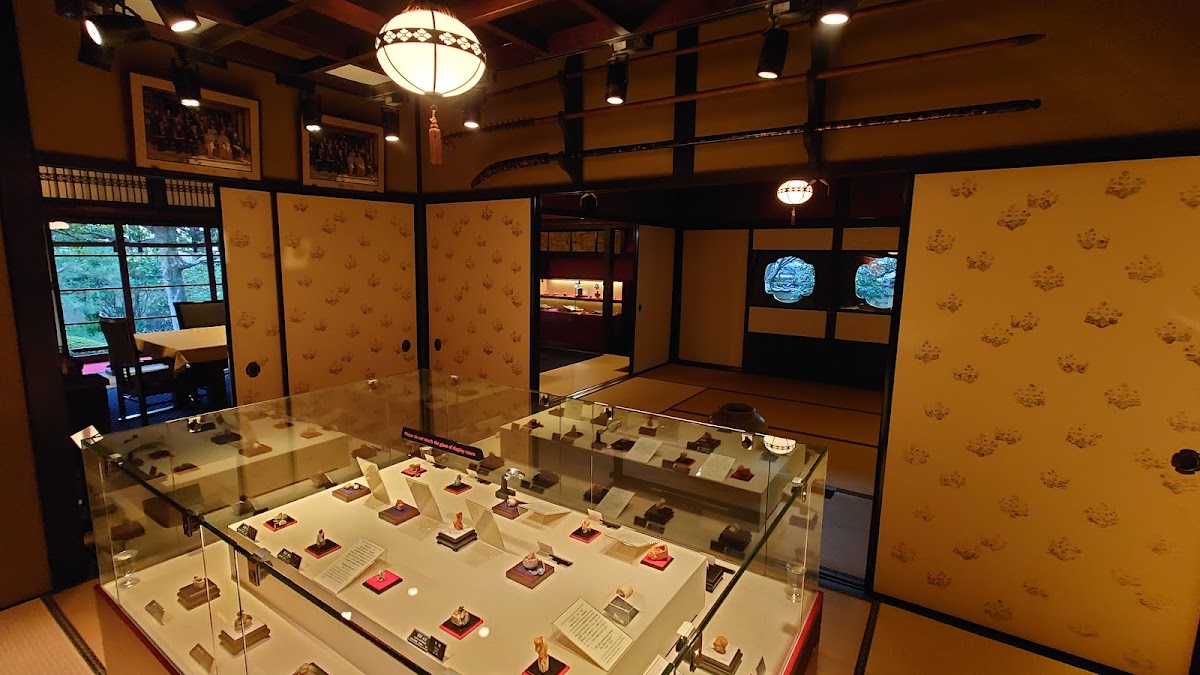 Kyoto Seishu Netsuke Art Museum 3