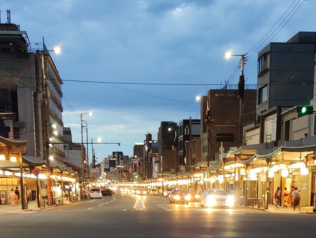 Yasaka Shrine 3