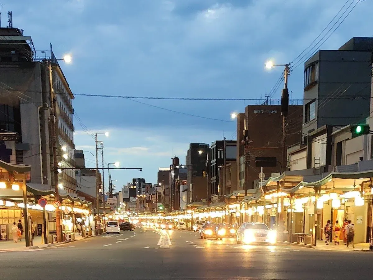 Yasaka Shrine 3