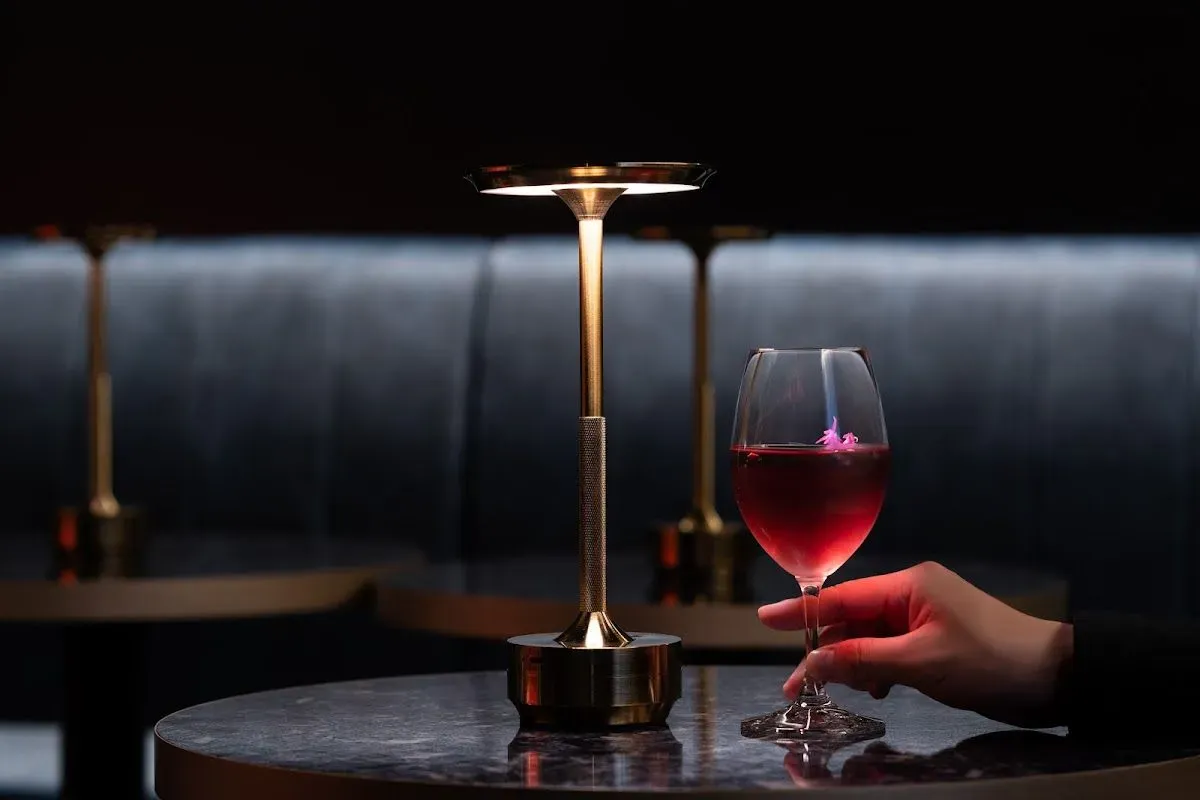 bar HIGH CENTRAL whisky &cocktail 2