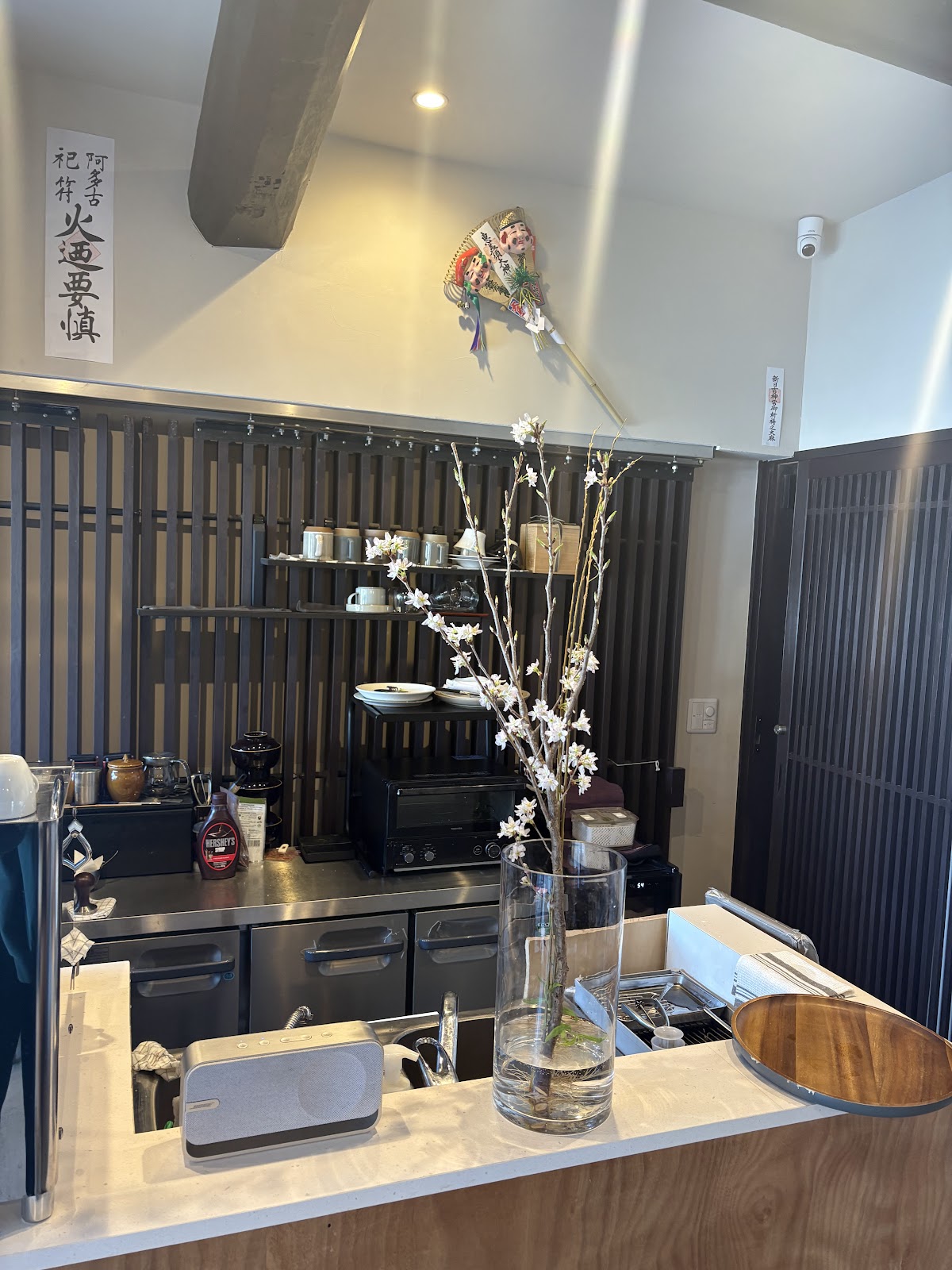 Kyoto cafe 33x7 3