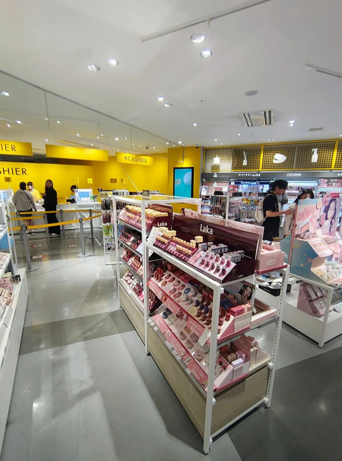 Namba Parks 2