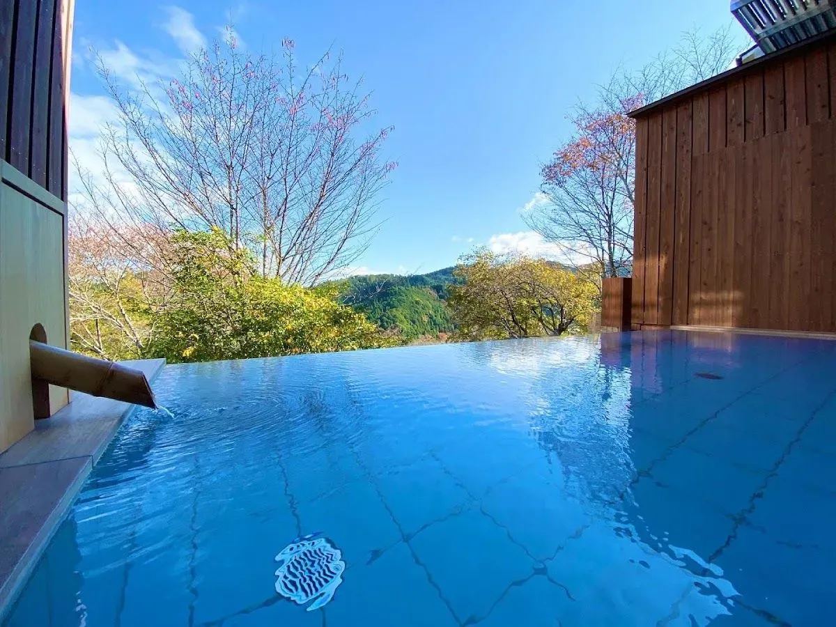 Yoshino Hot Spring 3