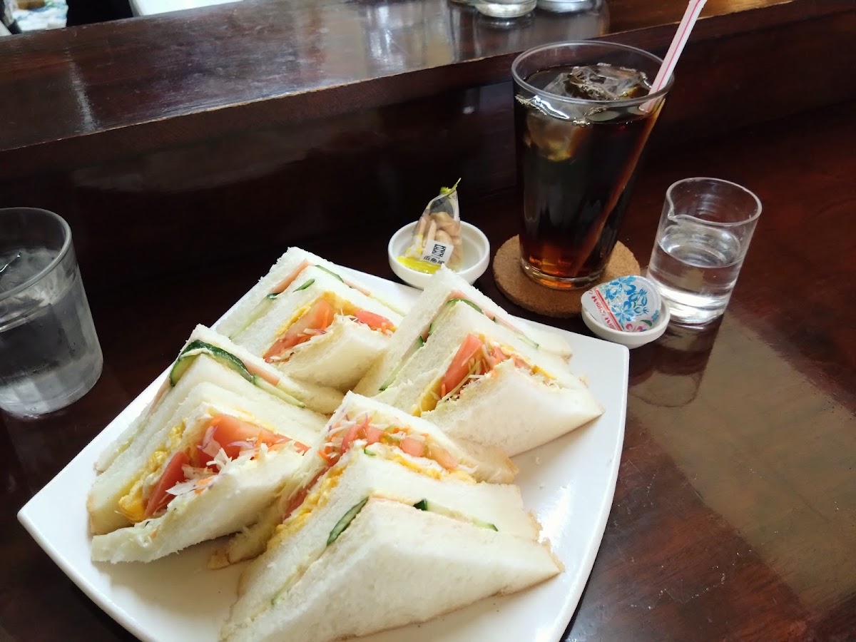 Cafe Plum 3