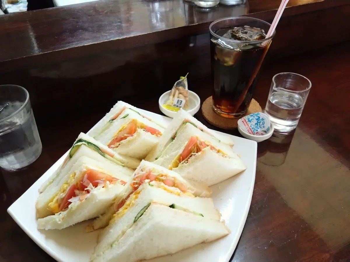 Cafe Plum 3
