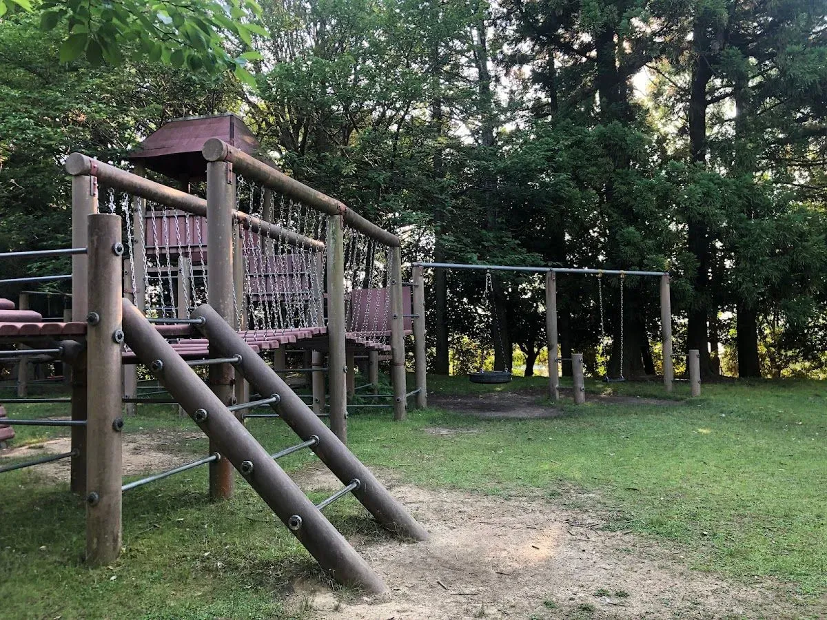 Higashiyama Ryokuchi Park 2