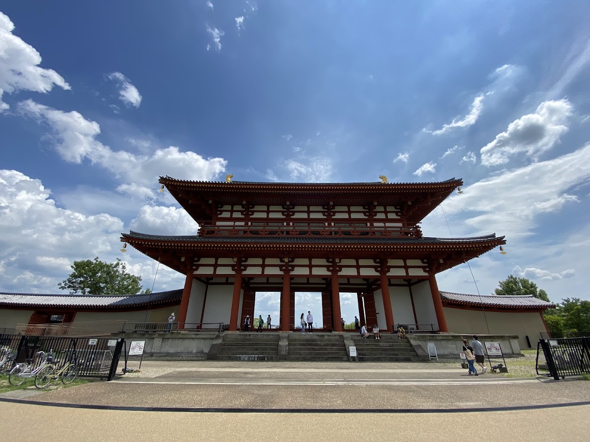 Suzakumon Gate