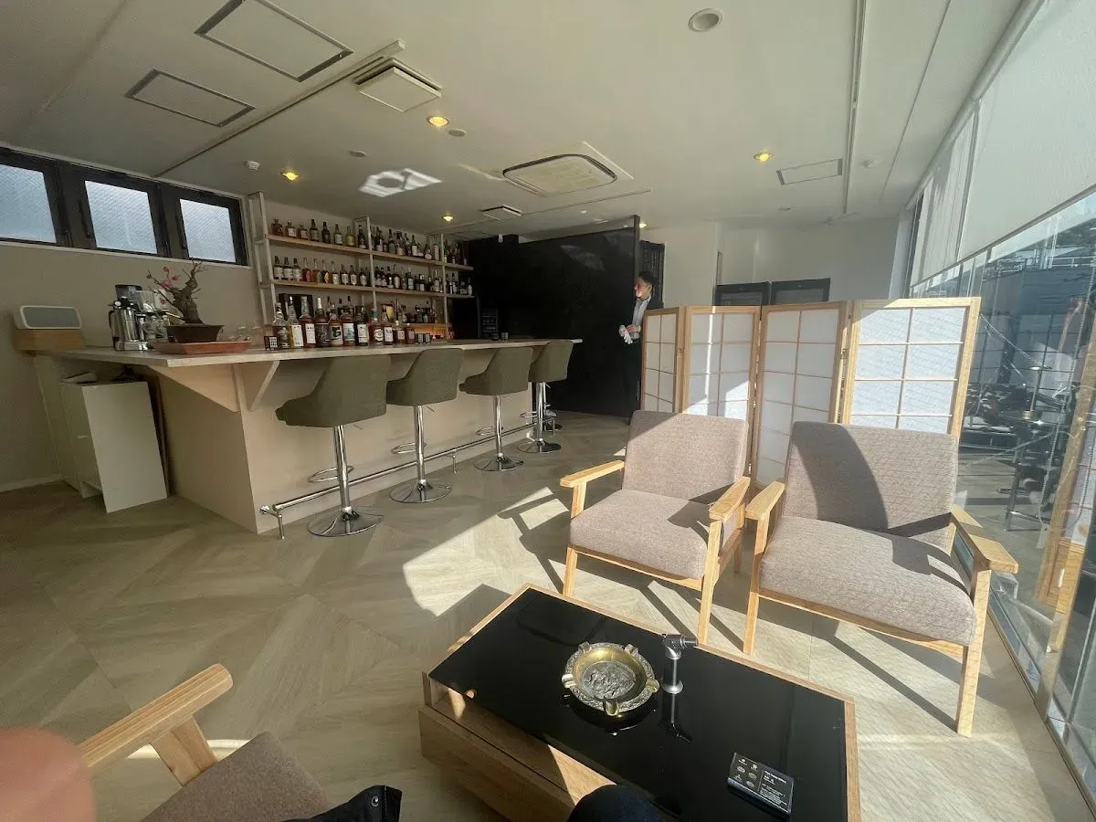 Cigar Lounge BONUS 3