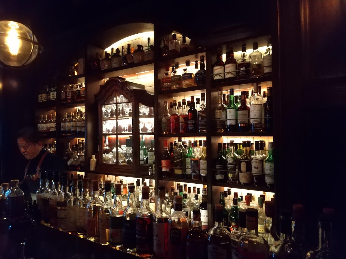 Bar 'Pippin 4