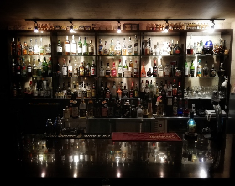 BAR FAMOUS フェイマス