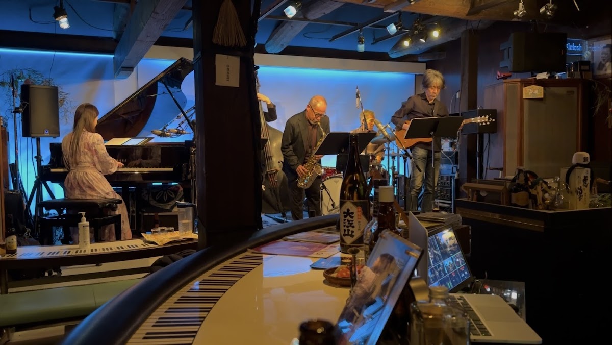 blue note Naramachi 4
