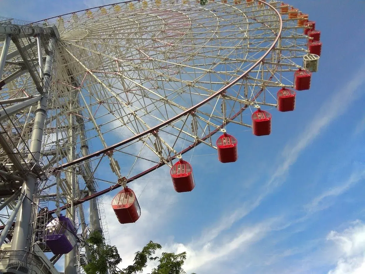 Tempozan Ferris Wheel 2