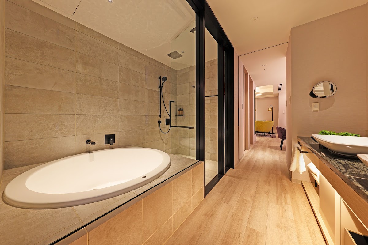 Centara Grand Hotel Osaka 3