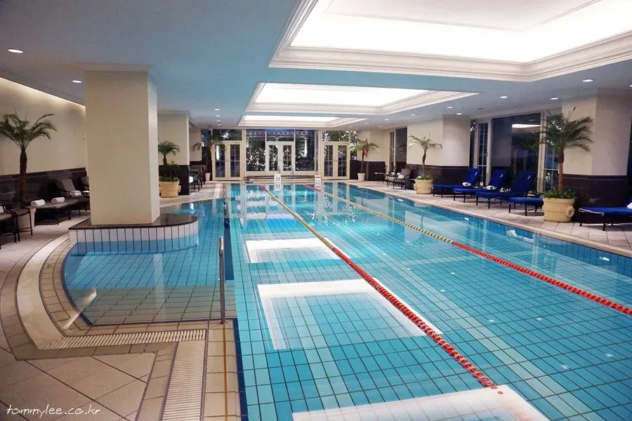 The Ritz-Carlton, Osaka 3
