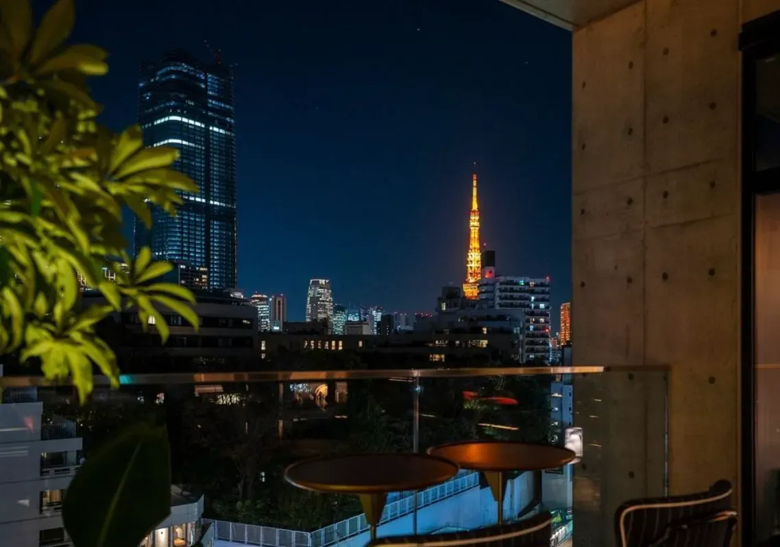 THE LIVELY TOKYO AZABUJUBAN