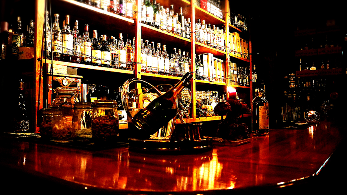 BAR LIVET Whisky & Cocktail ( SHINJUKU )