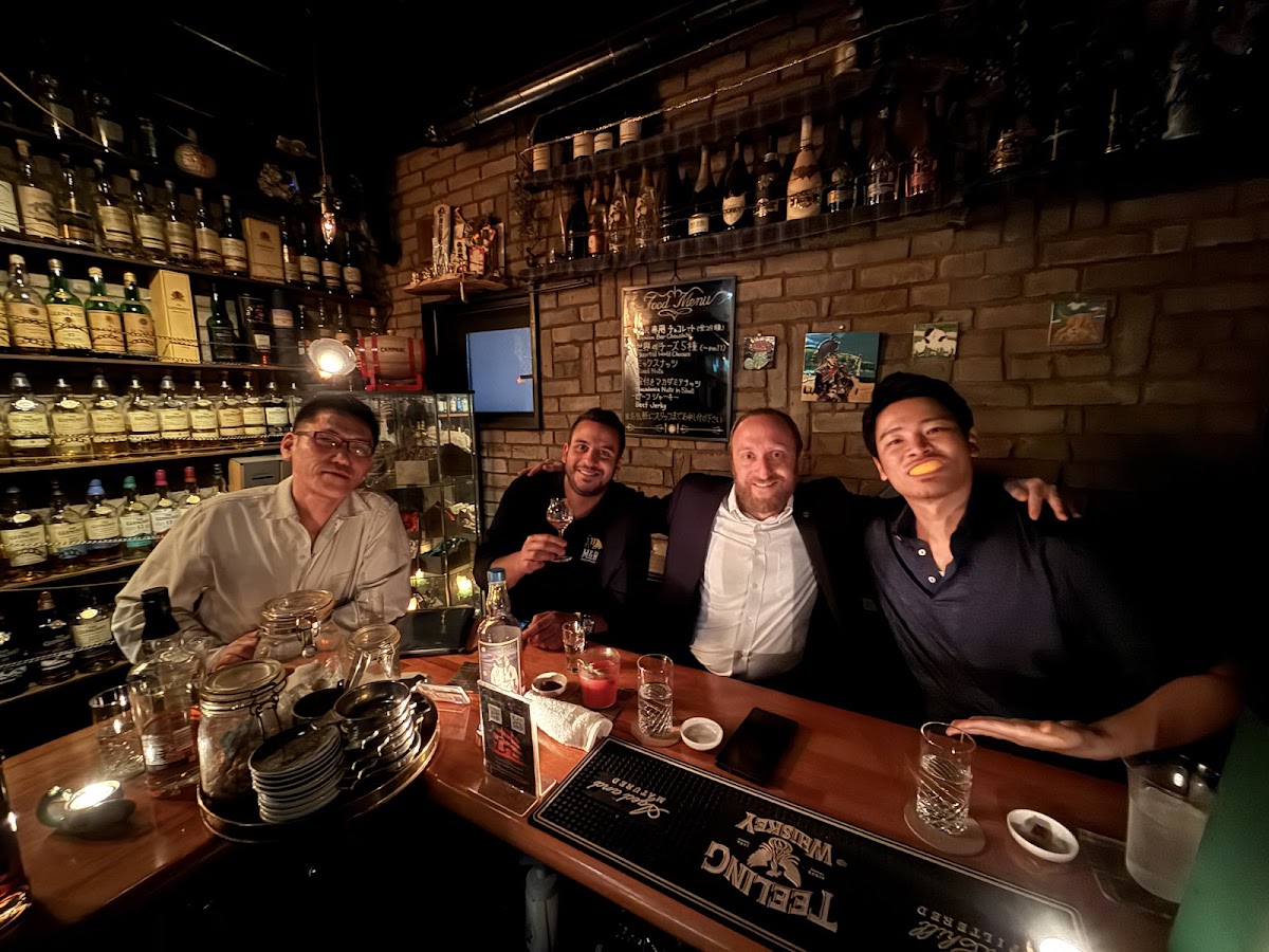 BAR LIVET Whisky & Cocktail ( SHINJUKU ) 2