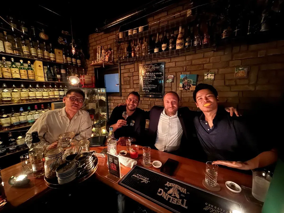 BAR LIVET Whisky & Cocktail ( SHINJUKU ) 2