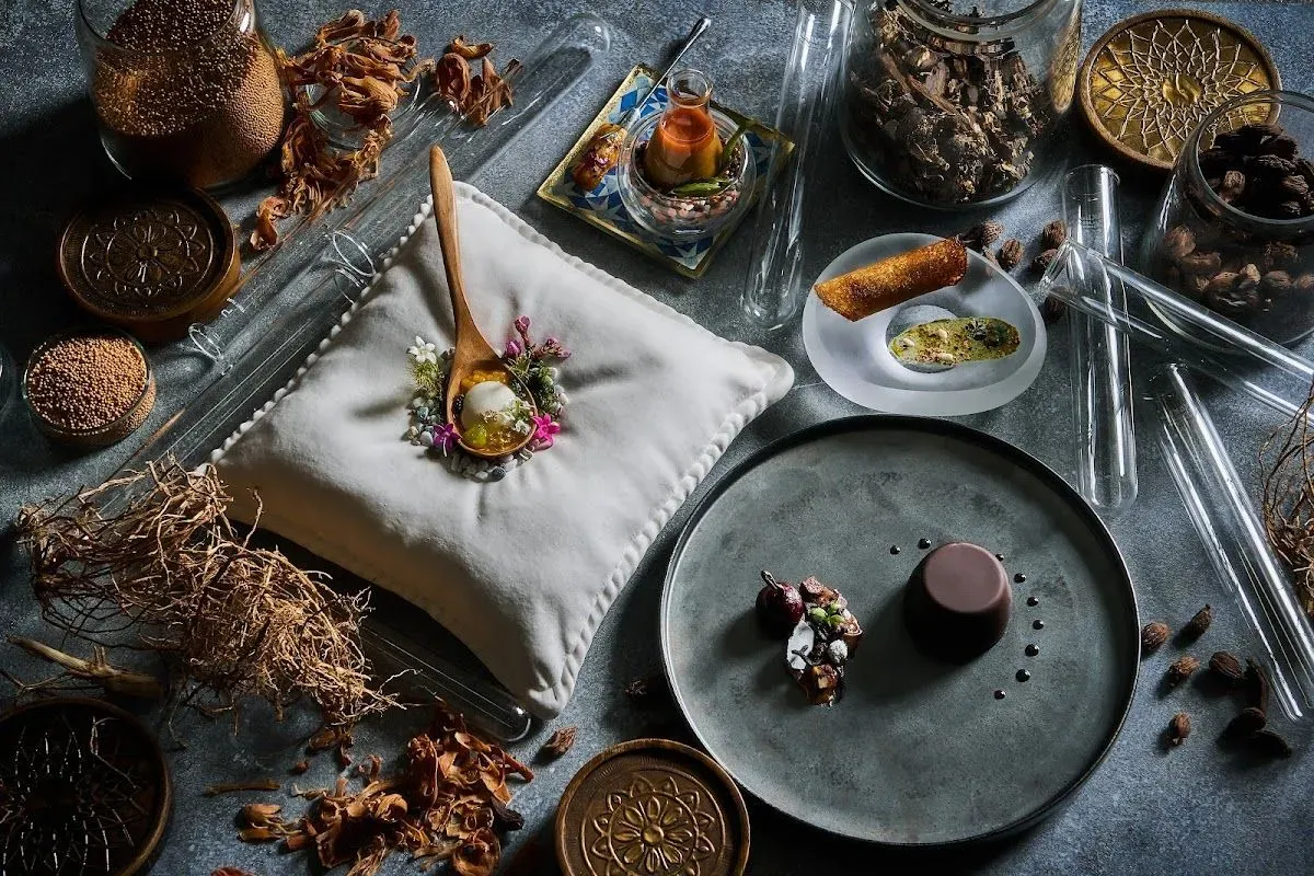 Tapas Molecular Bar 2
