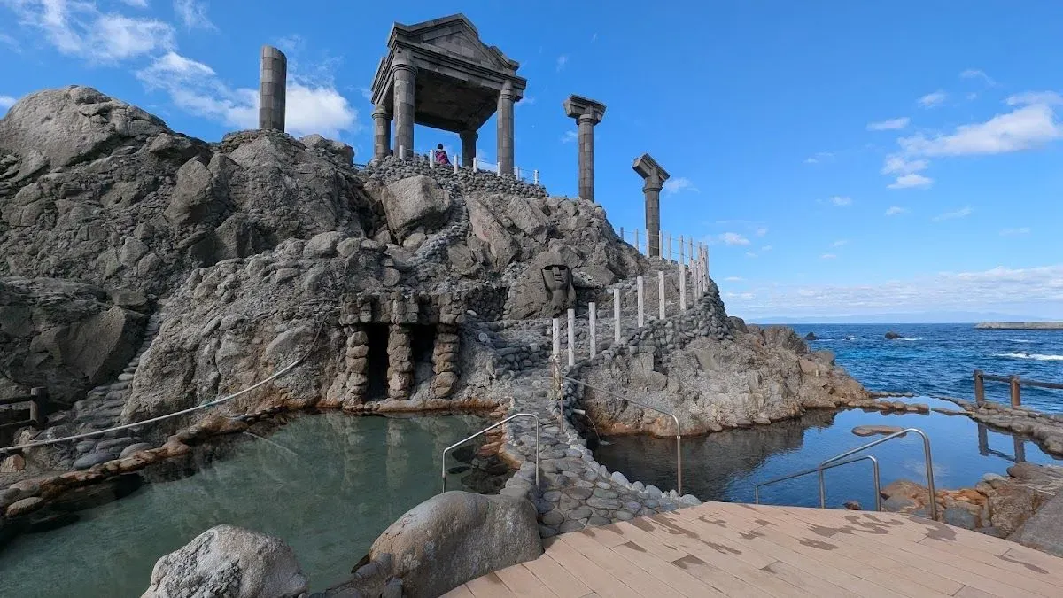 Yunohama Open-Air Hot Spring 2