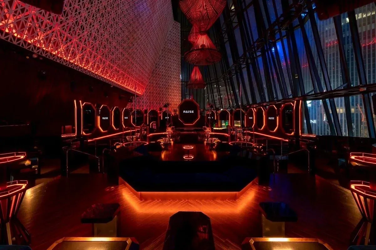 Night Club Raise