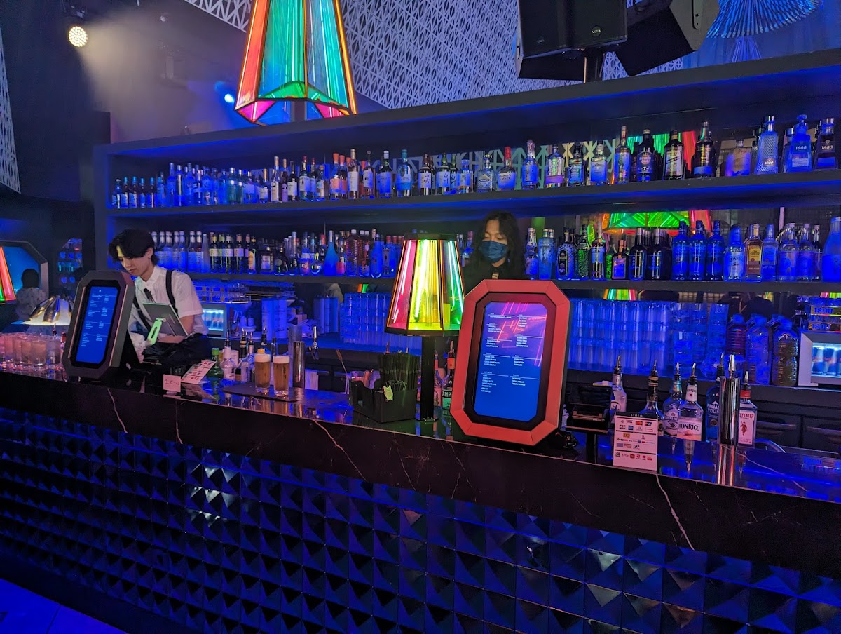 Night Club Raise 4