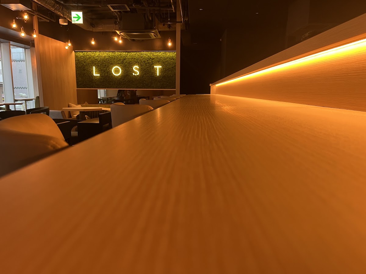 LOST BAR 3